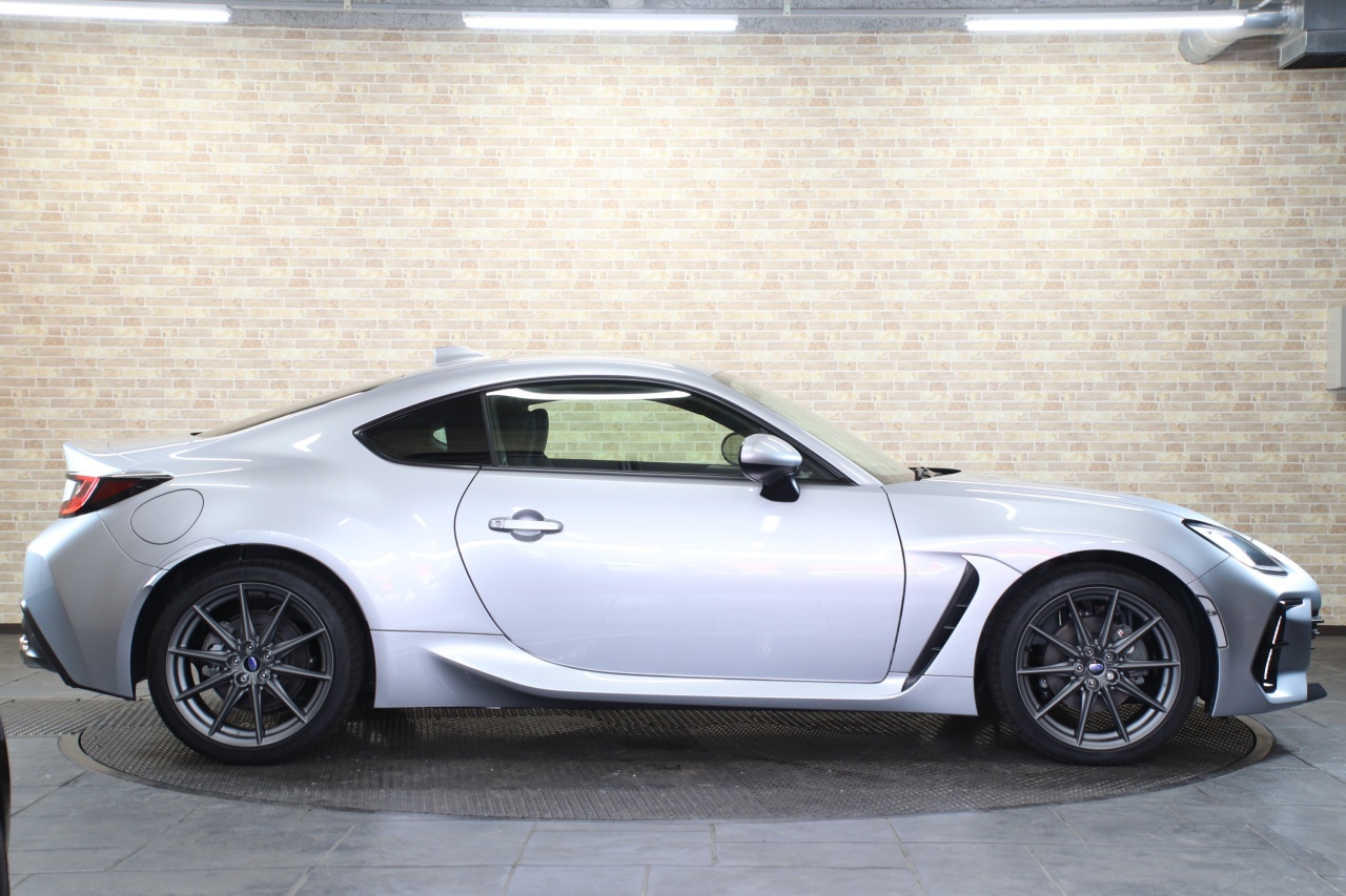 R3 BRZ 2.4S 0.9万km 1オーナー 6MT ノーマルコンディション 純正18インチアルミホイール 9インチナビ ドラレコ ETC ...