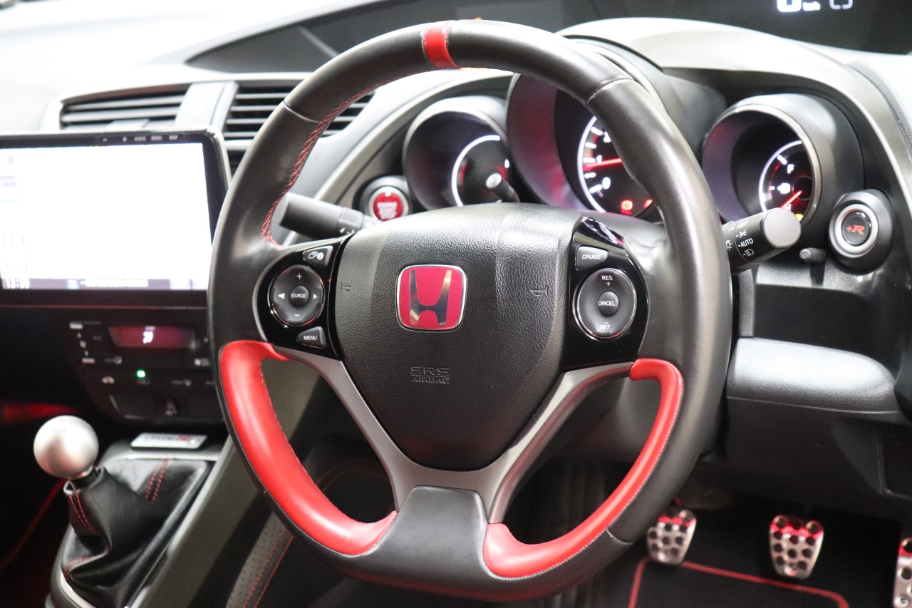 ホンダ シビック タイプR 運転席 FK2