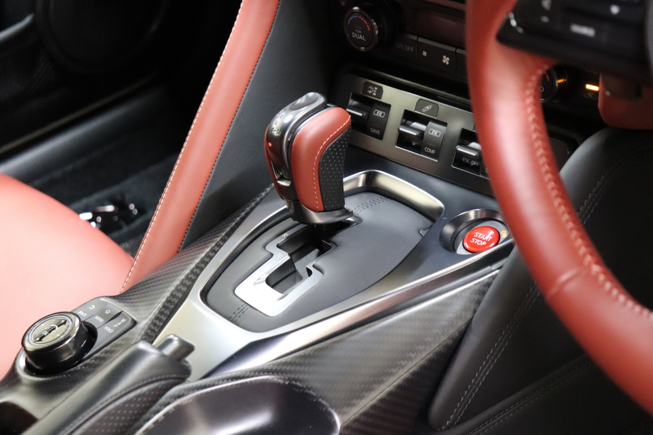 R1 GT-R 3.8 プレミアムエディション 0.8万km MY20 ファッショナブル