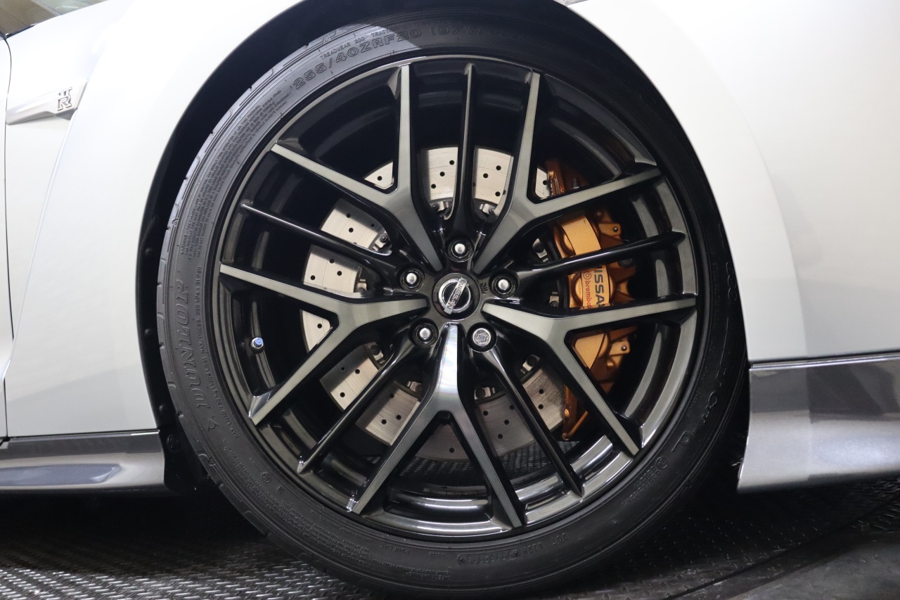 H28 GT-R 3.8 プレミアムエディション 0.9万km MY17 RAYS製純正鍛造20 