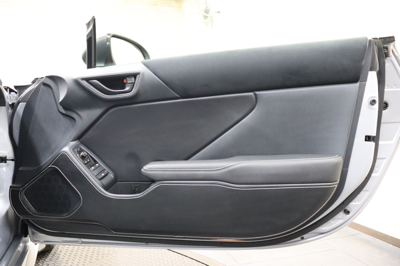明日までの引き取りで6万円‼️車検R8.3月13日古い車両にご理解いただける方 R6 GR86 2.4 RZ 1.3万km アプライドD型 アイサイト 社外フルエアロ