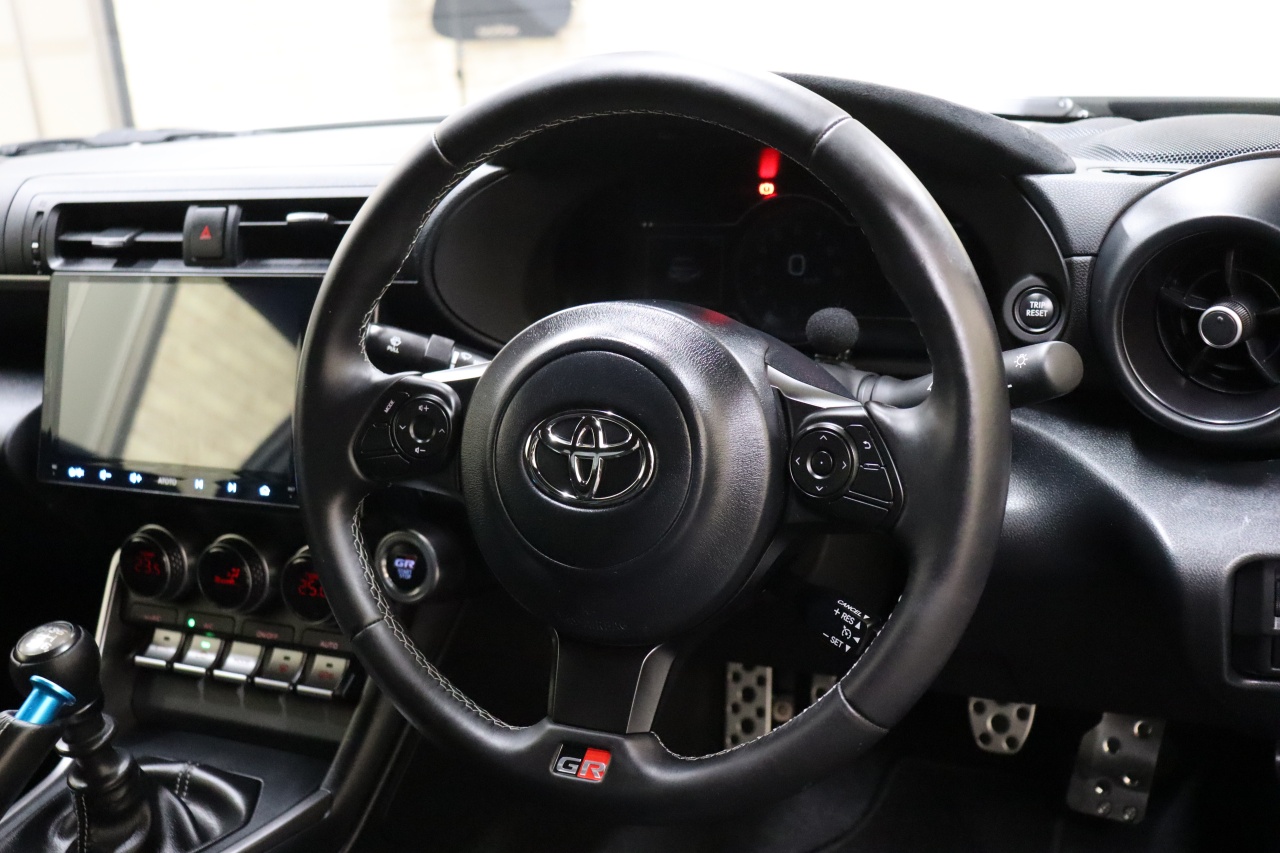 R5 GR86 2.4 RZ 0.5万km 6MT 純正18インチ ATOTOディスプレイ