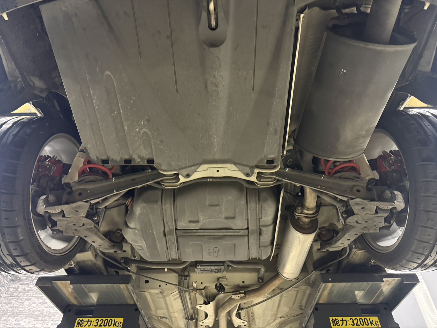 ホンダ　シビック　FK7 純正サスペンション　22331950 保管ナビ部屋 H21 シビックタイプR 2.0タイプR 3.2万km 後期型 無限フロントグリル
