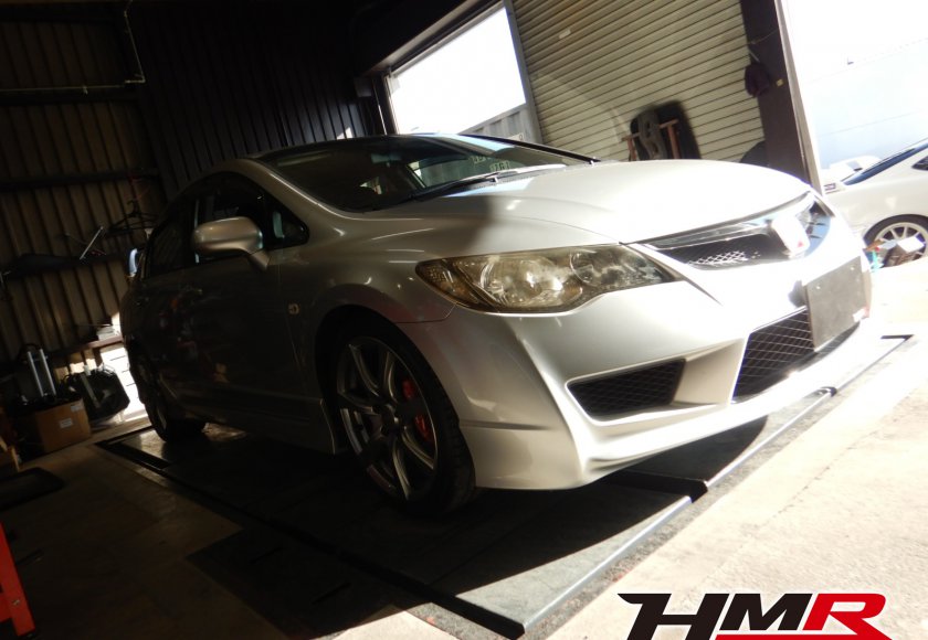 ワンオーナー レアカラーの純正オプション スーパープラチナ メタリックのシビック タイプr Fd2 の納車前整備を行いました