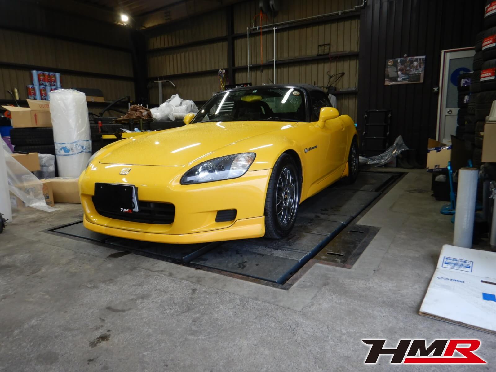 インディイエローのS2000(AP1）をSTF生地の幌に交換しました。 | HMR HONDA