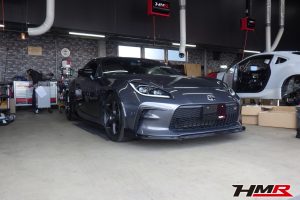 1オーナー 6MT フジツボマフラー装備のGR86RC(ZN8)の納車前点検整備を行いました