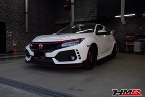 純正オプションフロントグリルガーニッシュ装着のシビックタイプR（FK8)の納車前点検整備を行いました